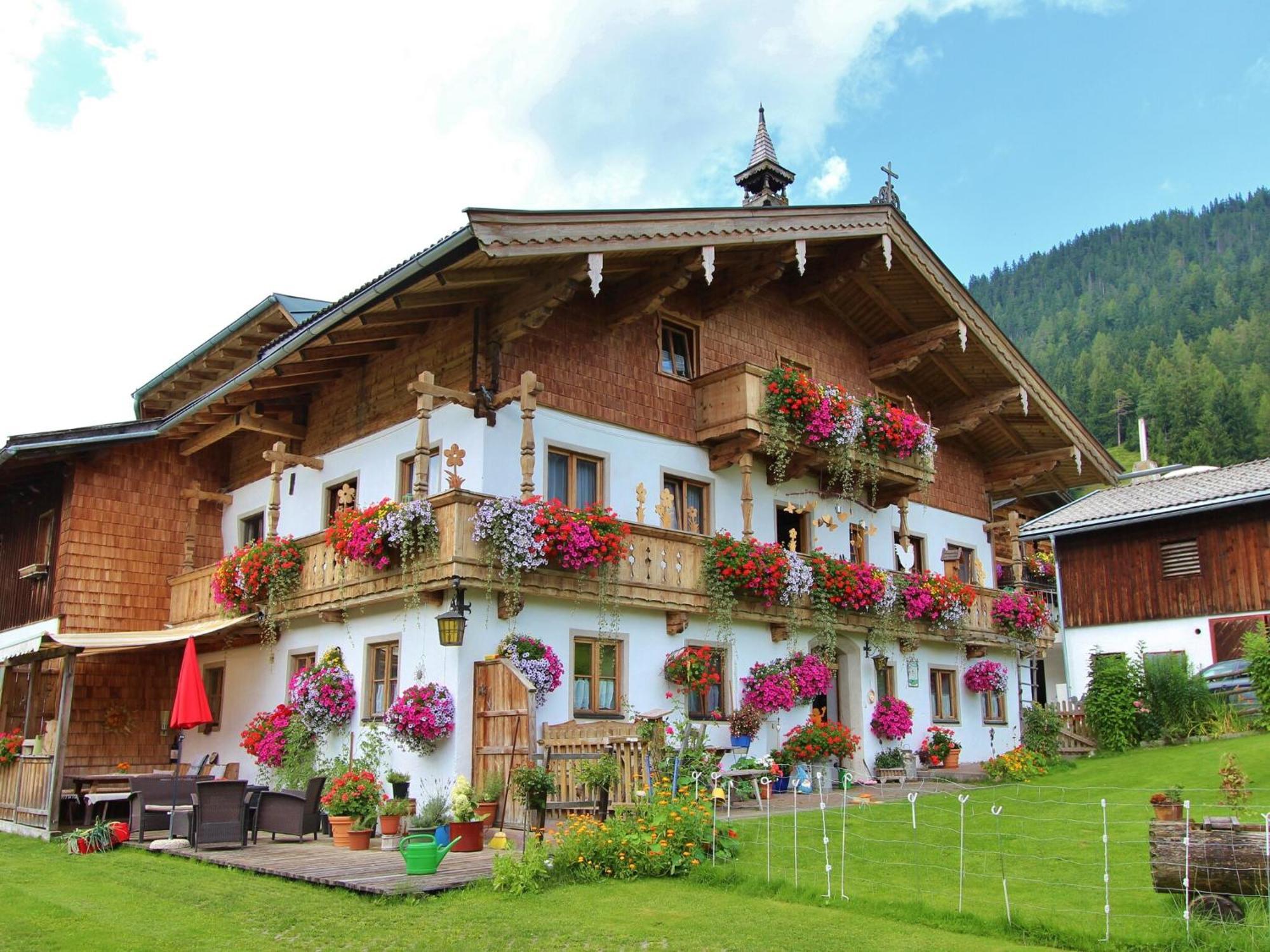 Cozy Feel Good Holiday Apartment In Leogang Eksteriør billede